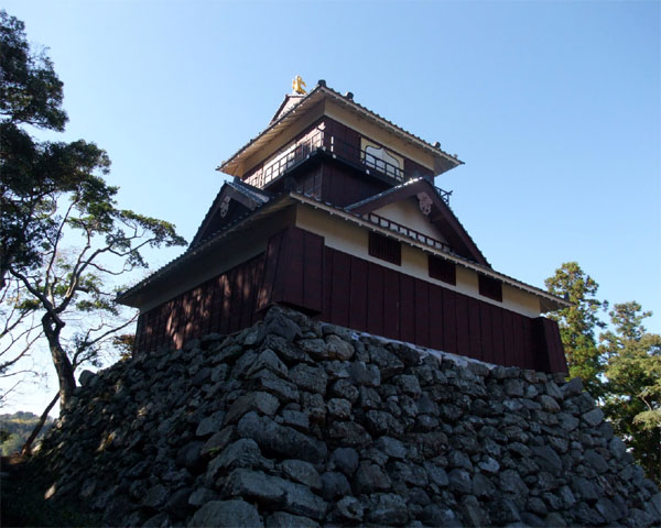 「丸岡城」